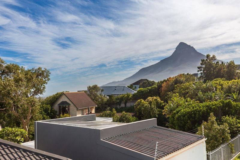 To Let 3 Bedroom Property for Rent in Camps Bay Western Cape